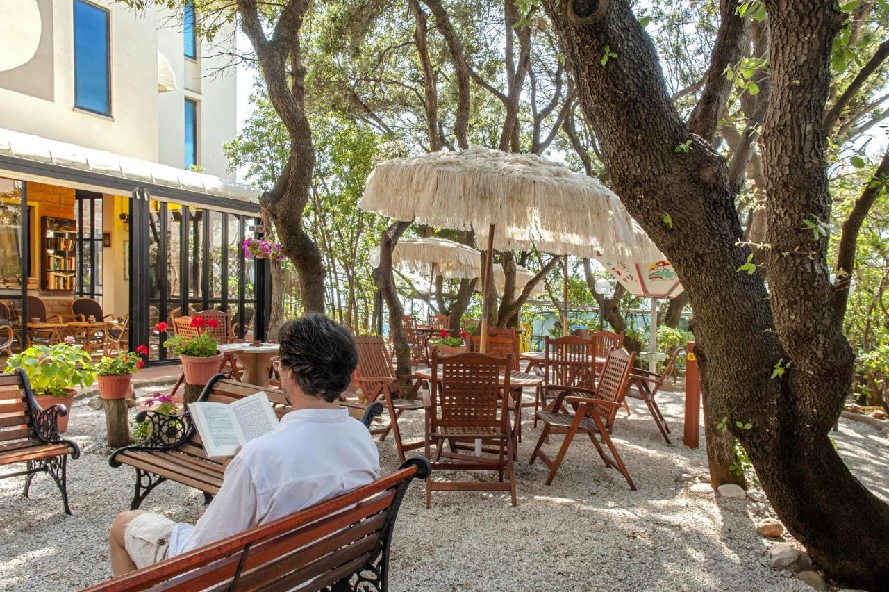 Hotel Villa Lo Scoglietto San Vincenzo Exterior photo