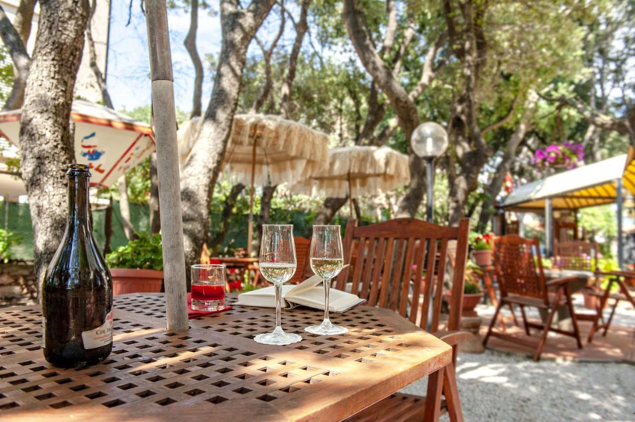 Hotel Villa Lo Scoglietto San Vincenzo Exterior photo